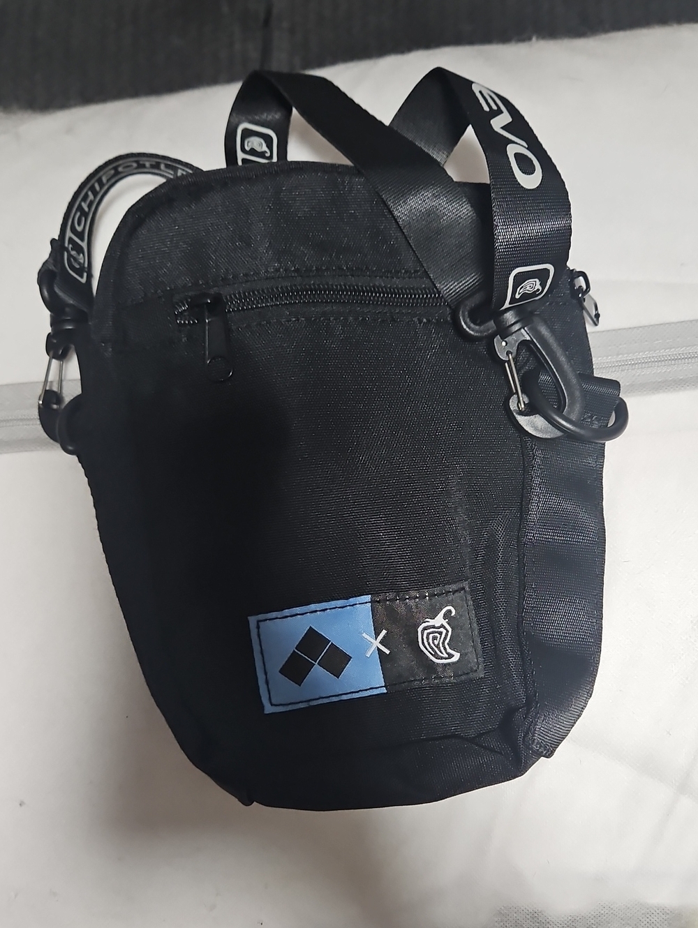 Evo Gaming X Chipotle Strap Black Crossbody Pouch